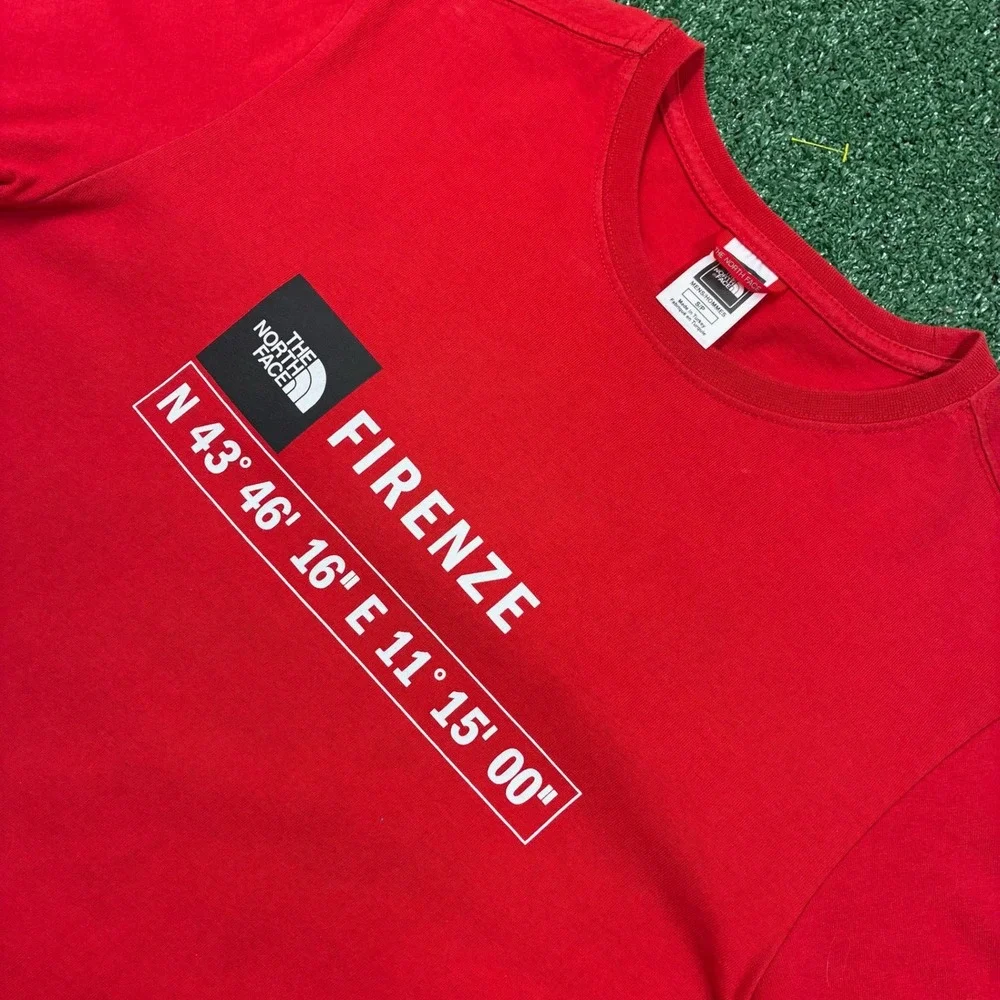 Y2K 2000's The North Face Graphic T-shirt